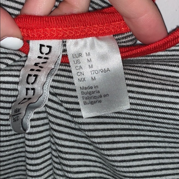 T shirt - Picture 3 of 3